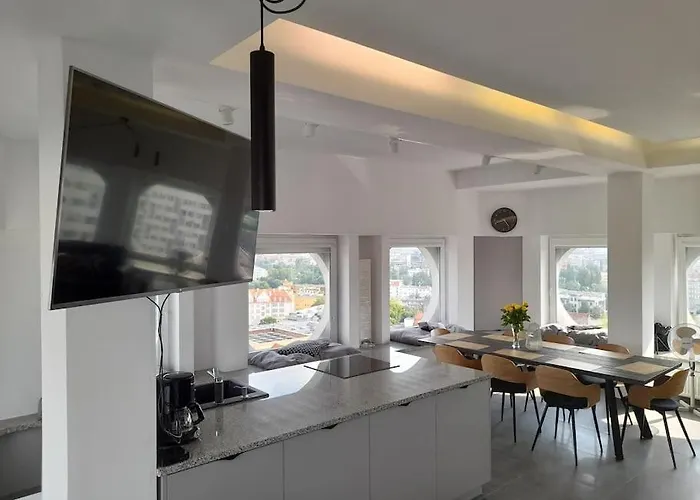 100m2 Penthouse On Of The 1000mb/s, Airc. Breslavia