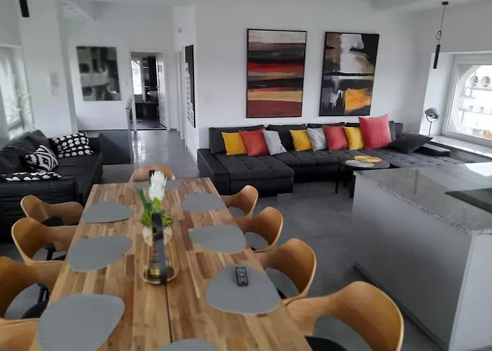 100m2 Penthouse On Of The 1000mb/s, Airc. Appartamento Breslavia