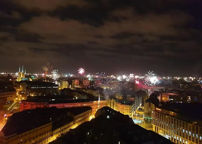 100m2 Penthouse On Of The 1000mb/s, Airc. Appartamento Breslavia