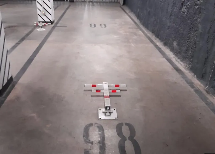 100m2 Penthouse On Of The 1000mb/s, Airc. * Breslavia