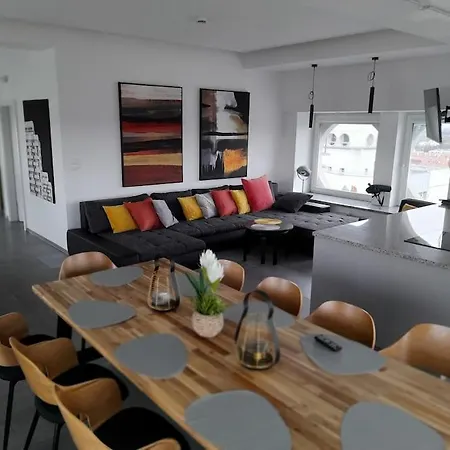 公寓 100m2 Penthouse On Of The 1000mb/s, Airc. 弗罗茨瓦夫