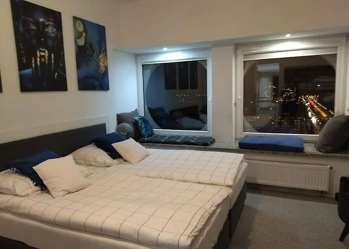 100m2 Penthouse On Of The 1000mb/s, Airc. 아파트