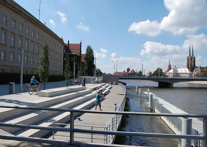 100m2 Penthouse On Of The 1000mb/s, Airc. 아파트